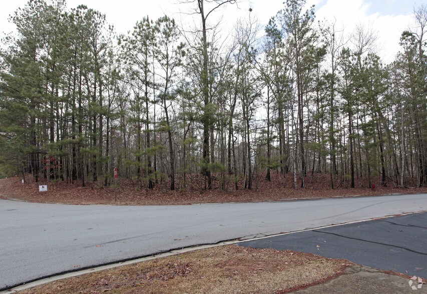 Parkwood Cir, Carrollton, GA à vendre - Photo principale – Image 1 sur 4