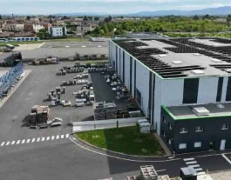 Local d'activités dans Belleville à vendre - Photo de l’immeuble – Image 3 sur 10