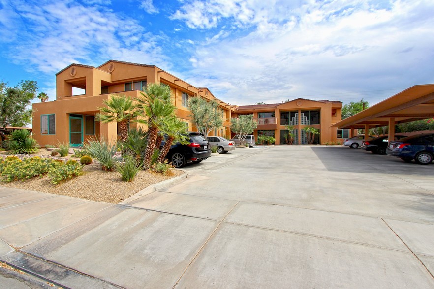 73929 Larrea St, Palm Desert, CA à louer - Photo de l’immeuble – Image 3 sur 9