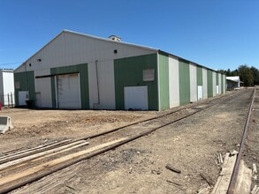 209 E 3rd St, Weiser, ID à louer Photo de l’immeuble– Image 2 sur 9