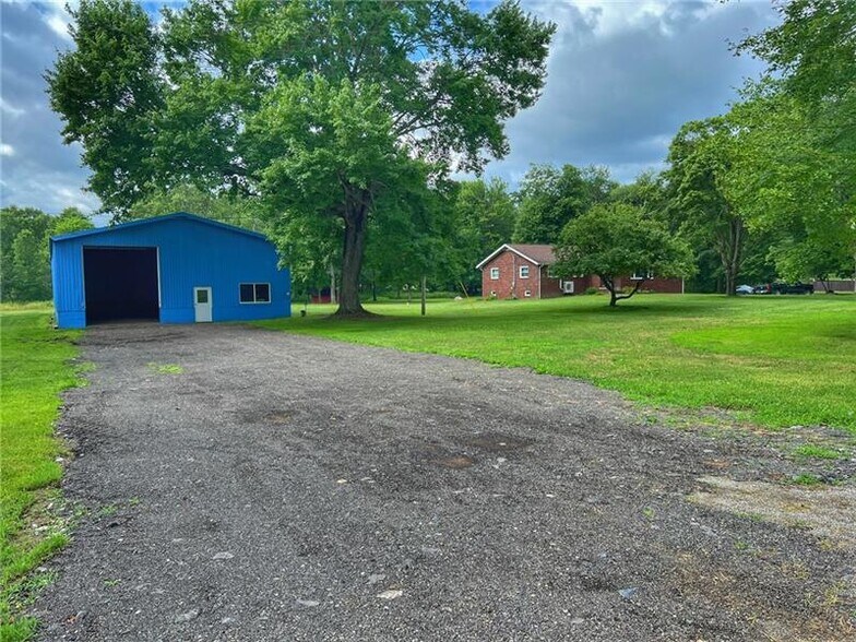 14 Steingrabe Rd, New Wilmington, PA à vendre - Photo de l’immeuble – Image 2 sur 8