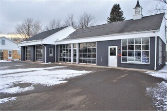 Plus de détails pour 4632 Lake Shore Rd, Hamburg, NY - Local commercial à vendre