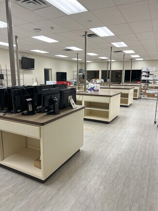 Plus de détails pour 123 Brubaker Rd, Brockway, PA - Local d'activités à louer