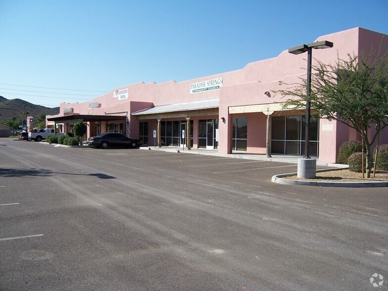 2534 E Greenway Rd, Phoenix, AZ à louer - Photo de l’immeuble – Image 2 sur 12