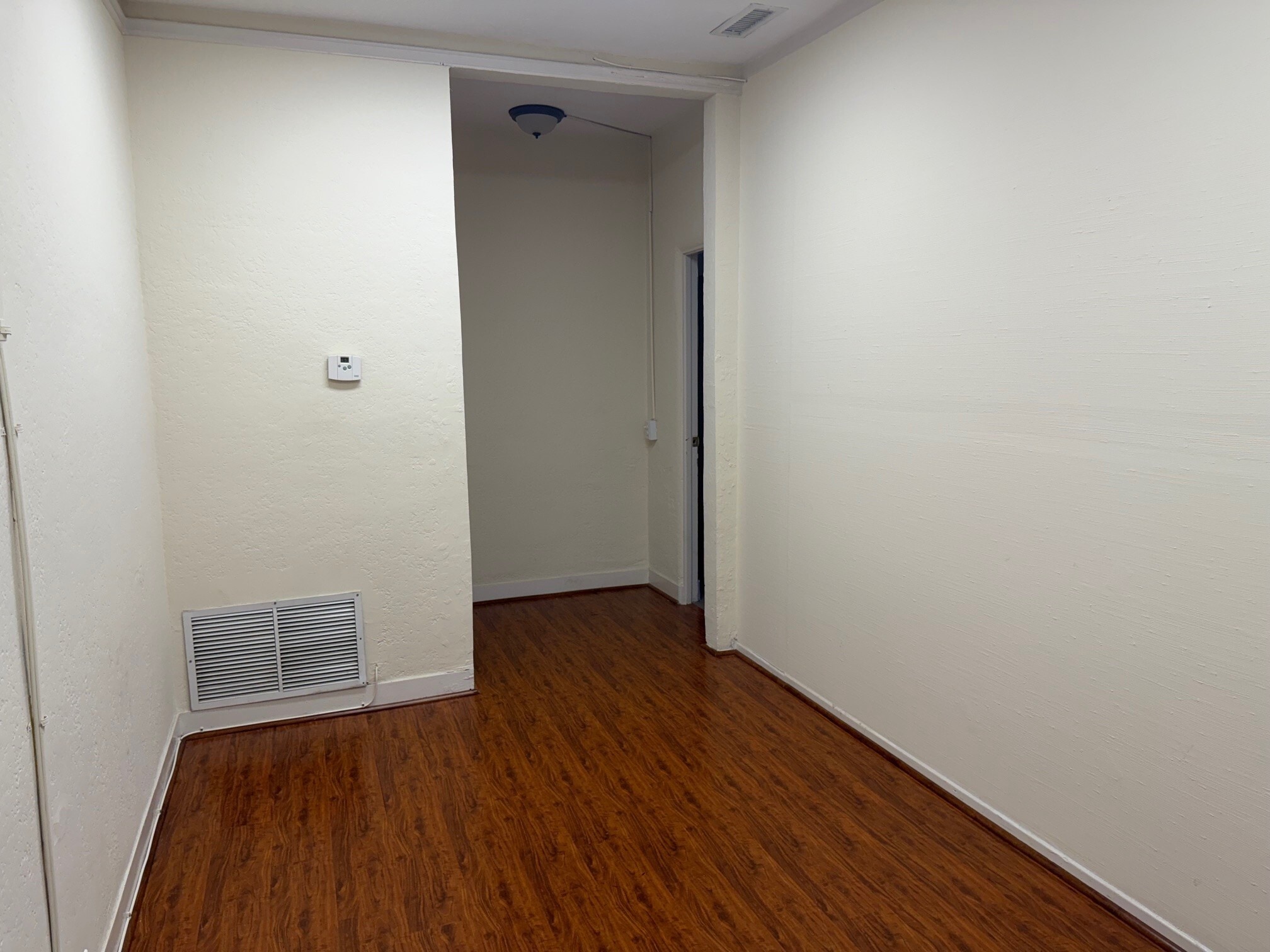 1927-1949 Westwood Blvd, Los Angeles, CA à louer Photo intérieure– Image 1 sur 6