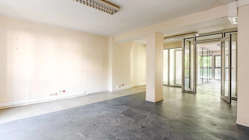 Bureau dans Paris à vendre - Photo de l’immeuble – Image 1 sur 11