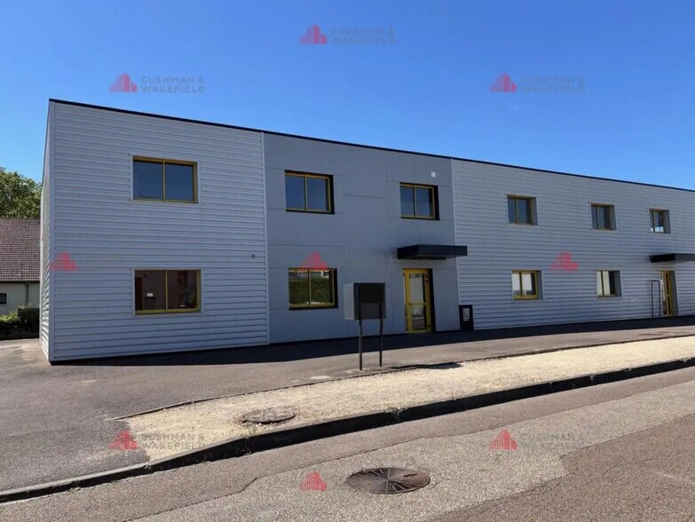 Bureau dans Quetigny à louer - Photo de l’immeuble – Image 3 sur 4