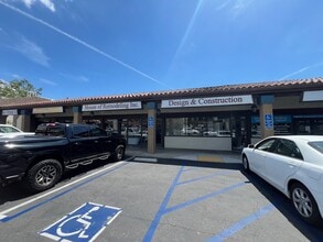 22706-22762 Aspan St, Lake Forest, CA à louer Photo intérieure– Image 1 sur 10