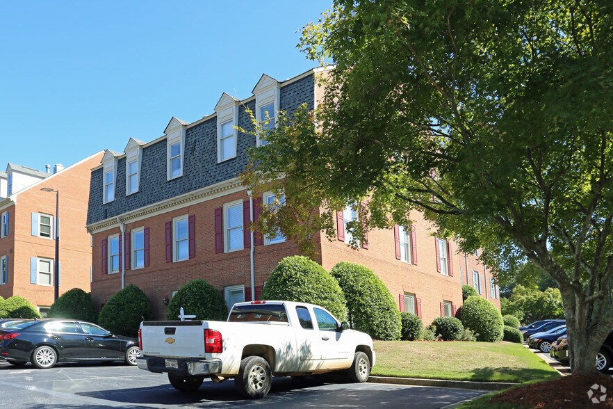 7000 Peachtree Dunwoody Rd NE, Atlanta, GA à louer - Photo de l’immeuble – Image 1 sur 15