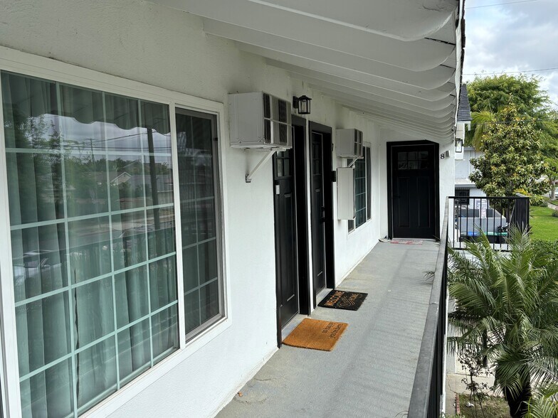 12551 Nutwood St, Garden Grove, CA à vendre - Photo de l’immeuble – Image 3 sur 11