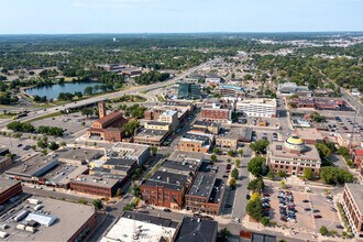 11 N 7th Ave N, Saint Cloud, MN - VUE AÉRIENNE  vue de carte