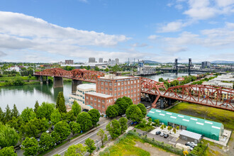 1200 NW Naito Pky, Portland, OR - VUE AÉRIENNE  vue de carte