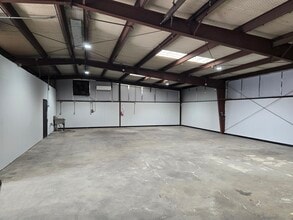706 N Park Cir, Cedar Park, TX à louer Photo intérieure– Image 2 sur 5