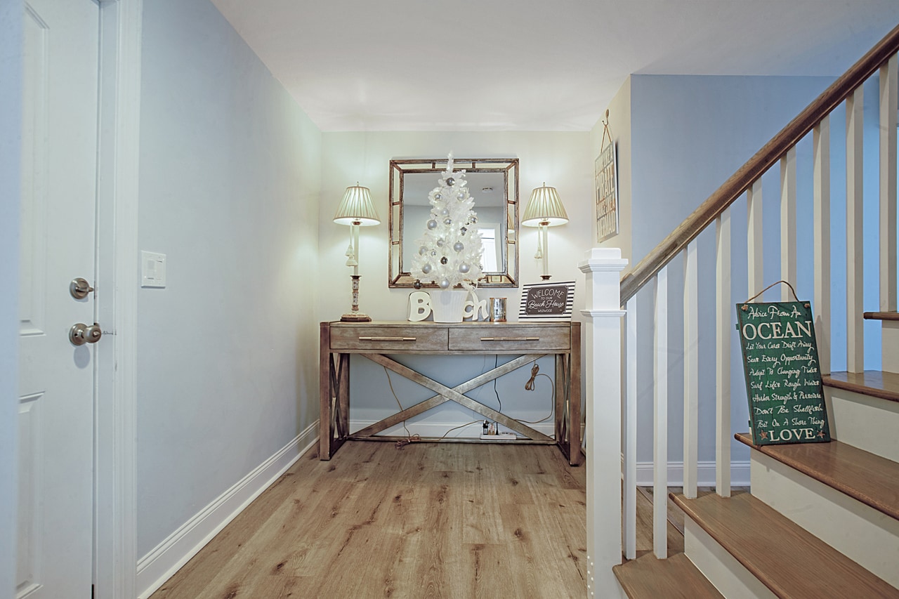 6109 Atlantic Ave, Wildwood, NJ 08260 - Lot 100 -  - Photo intérieure - Image 2 of 31