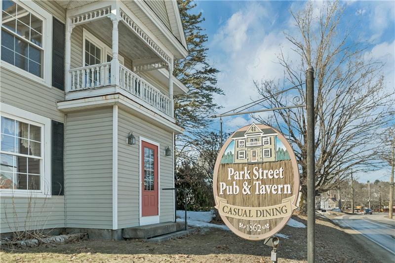 41 Park St, Northfield, NH à vendre - Photo principale – Image 1 sur 8