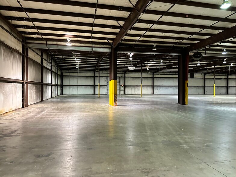 2801 N Old Us Hwy 75, Ennis, TX à louer - Photo de l’immeuble – Image 3 sur 5