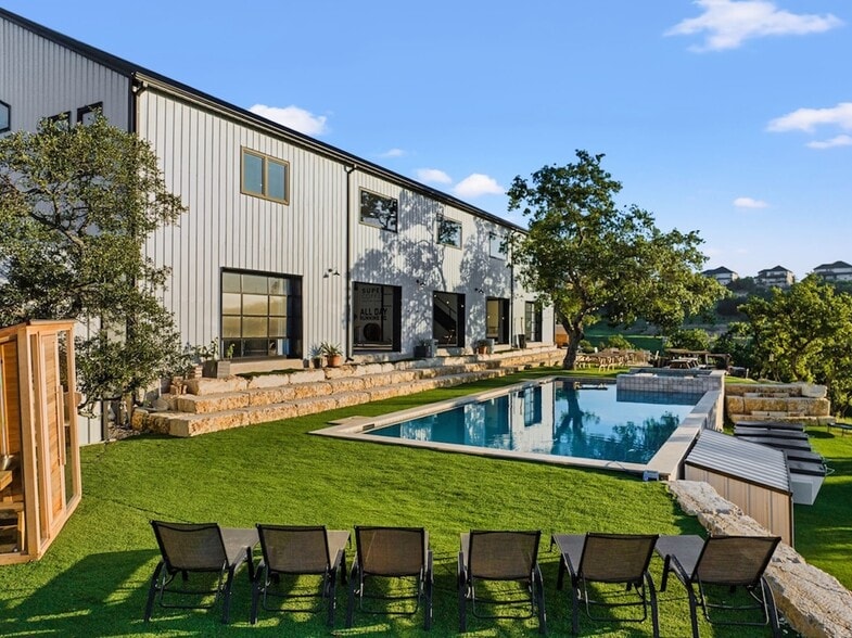 12701 Trails End Rd, Leander, TX à vendre - Photo de l’immeuble – Image 1 sur 5