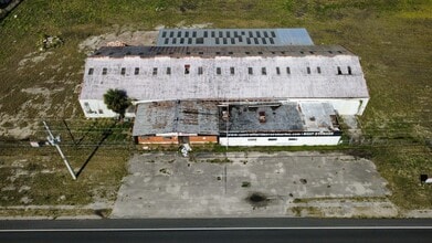 6025 N Courtenay Pky, Merritt Island, FL à louer Photo intérieure– Image 2 sur 9