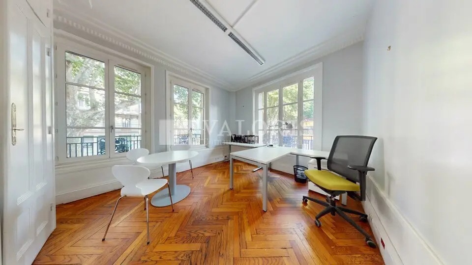 85 Avenue Maréchal De Saxe, Lyon à louer - Photo de l’immeuble – Image 2 sur 11
