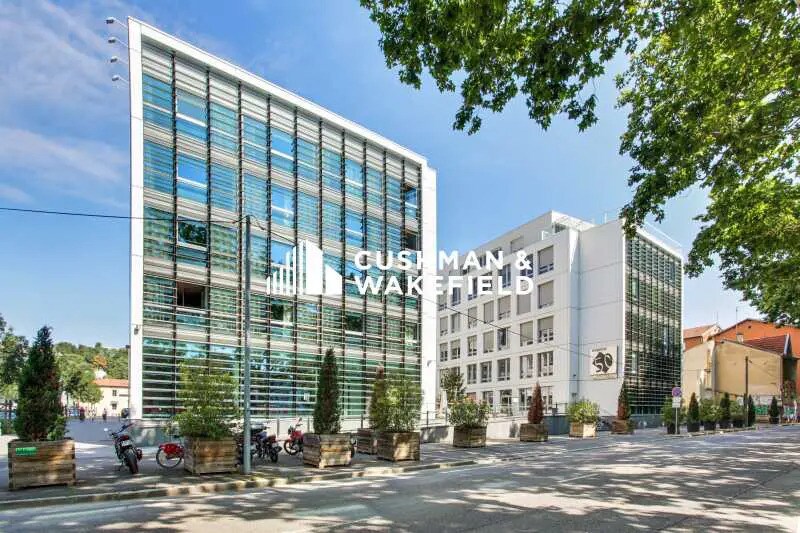 50 Quai Paul Sédallian, Lyon à louer - Photo de l’immeuble – Image 1 sur 9