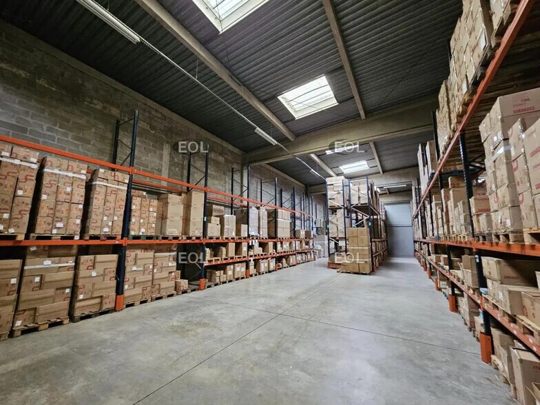 Industriel/Logistique dans L'HAY-LES-ROSES à louer - Photo de l’immeuble – Image 2 sur 7