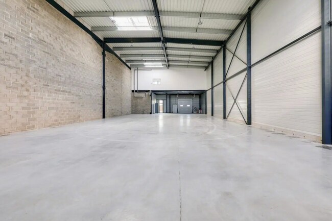 Plus de détails pour Rue Diderot, Saint-Michel-sur-Orge - Industriel/Logistique à louer