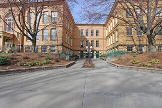 Plus de détails pour 17 New South St, Northampton, MA - Bureau à vendre