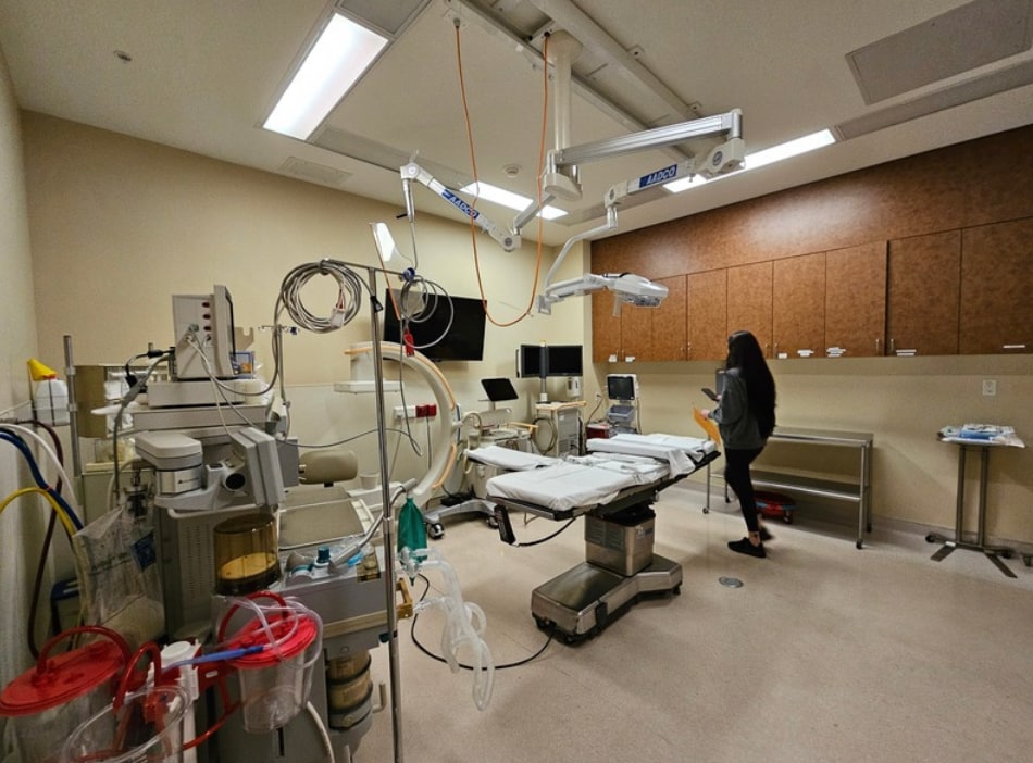 19331 Business Center Dr, Northridge, CA à louer Photo intérieure– Image 1 sur 4