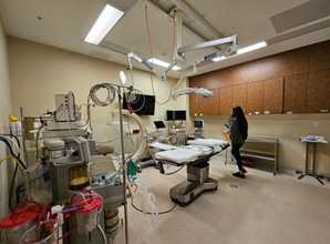 19331 Business Center Dr, Northridge, CA à louer Photo intérieure– Image 1 sur 4