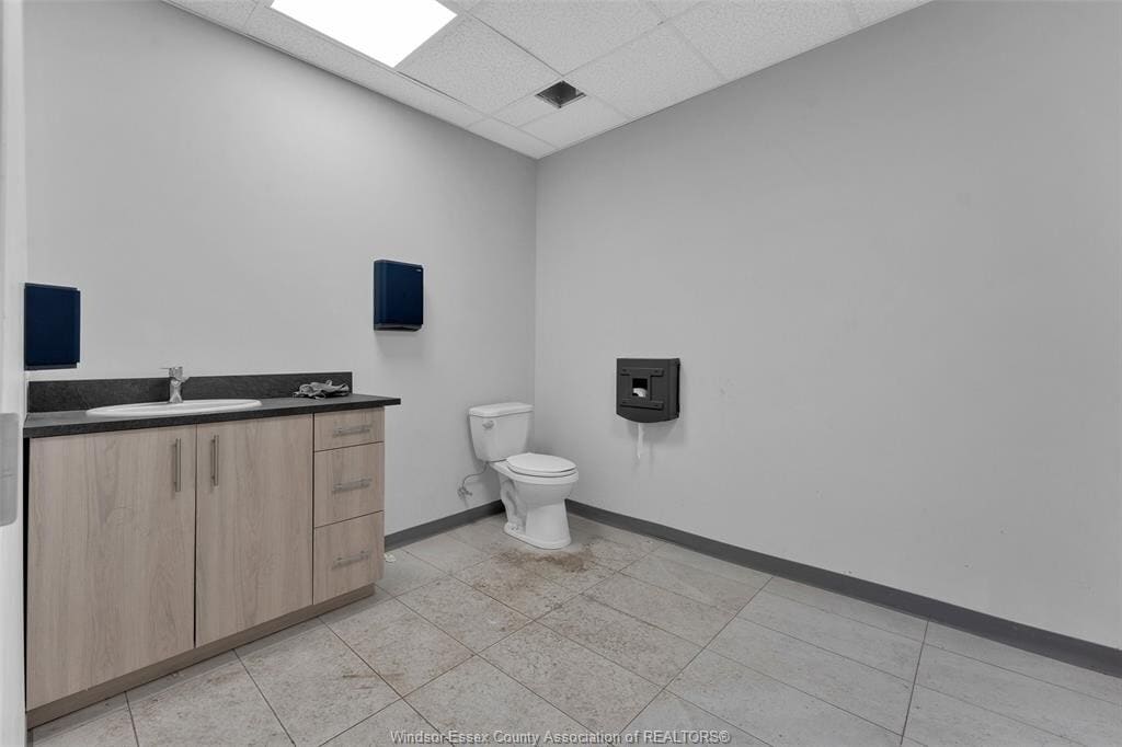3324 Marentette Av, Windsor, ON à louer Photo intérieure– Image 1 sur 3