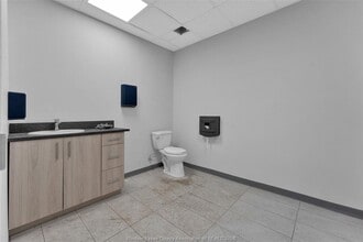 3324 Marentette Av, Windsor, ON à louer Photo intérieure– Image 1 sur 3