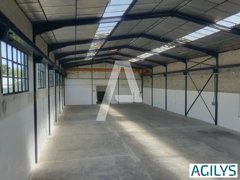 Local d’activités dans Morangis à louer - Photo intérieure – Image 3 sur 6