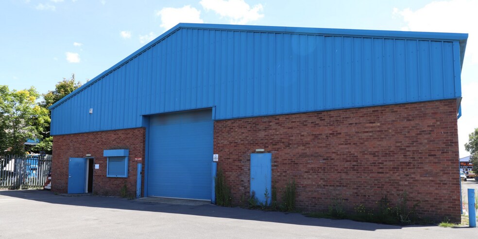 Wylds Rd, Bridgwater à louer - Photo principale – Image 1 sur 3