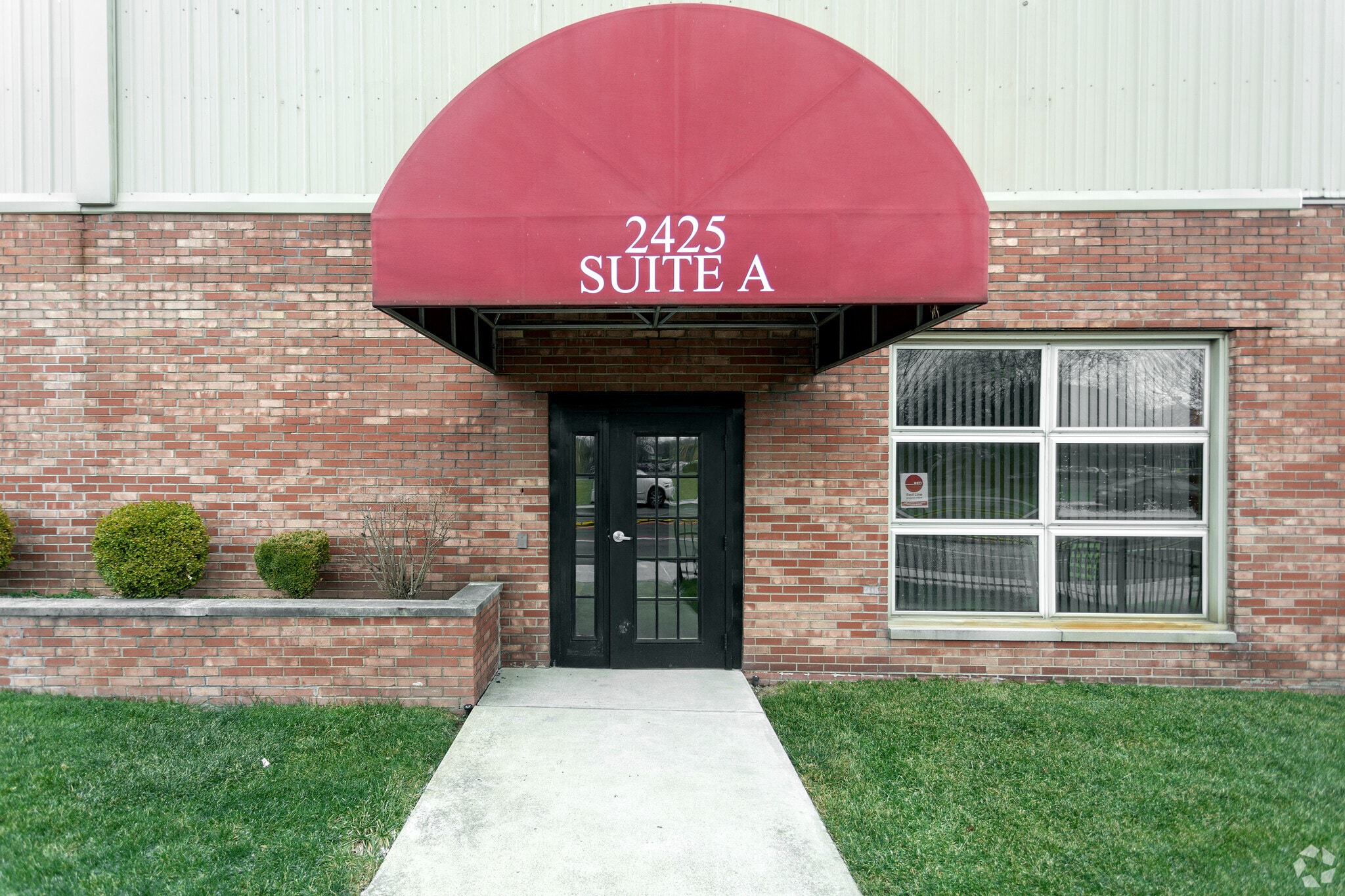 2425 N Meridian St, Indianapolis, IN à louer Photo de l’immeuble– Image 1 sur 16
