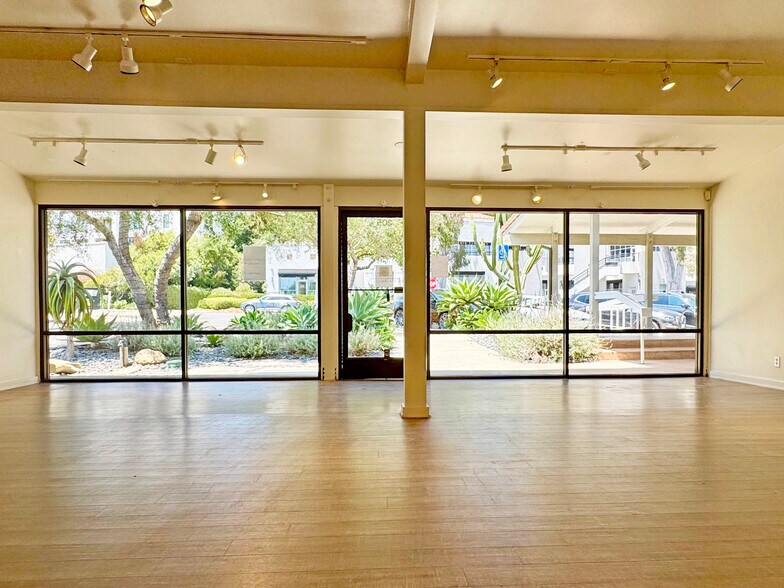 1253 Coast Village Rd, Montecito, CA à louer - Photo intérieure – Image 2 sur 9