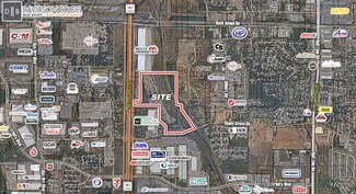 Plus de détails pour 636 W Shady Grove Rd, Grand Prairie, TX - Terrain à louer