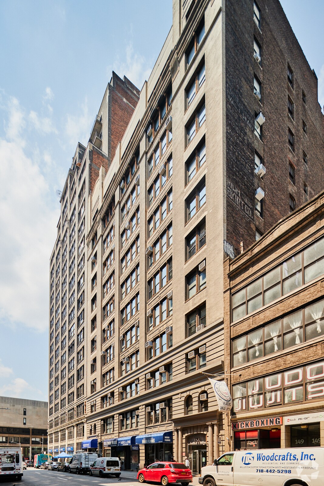 153 W 27th St, New York, NY à louer Photo de l’immeuble– Image 1 sur 7