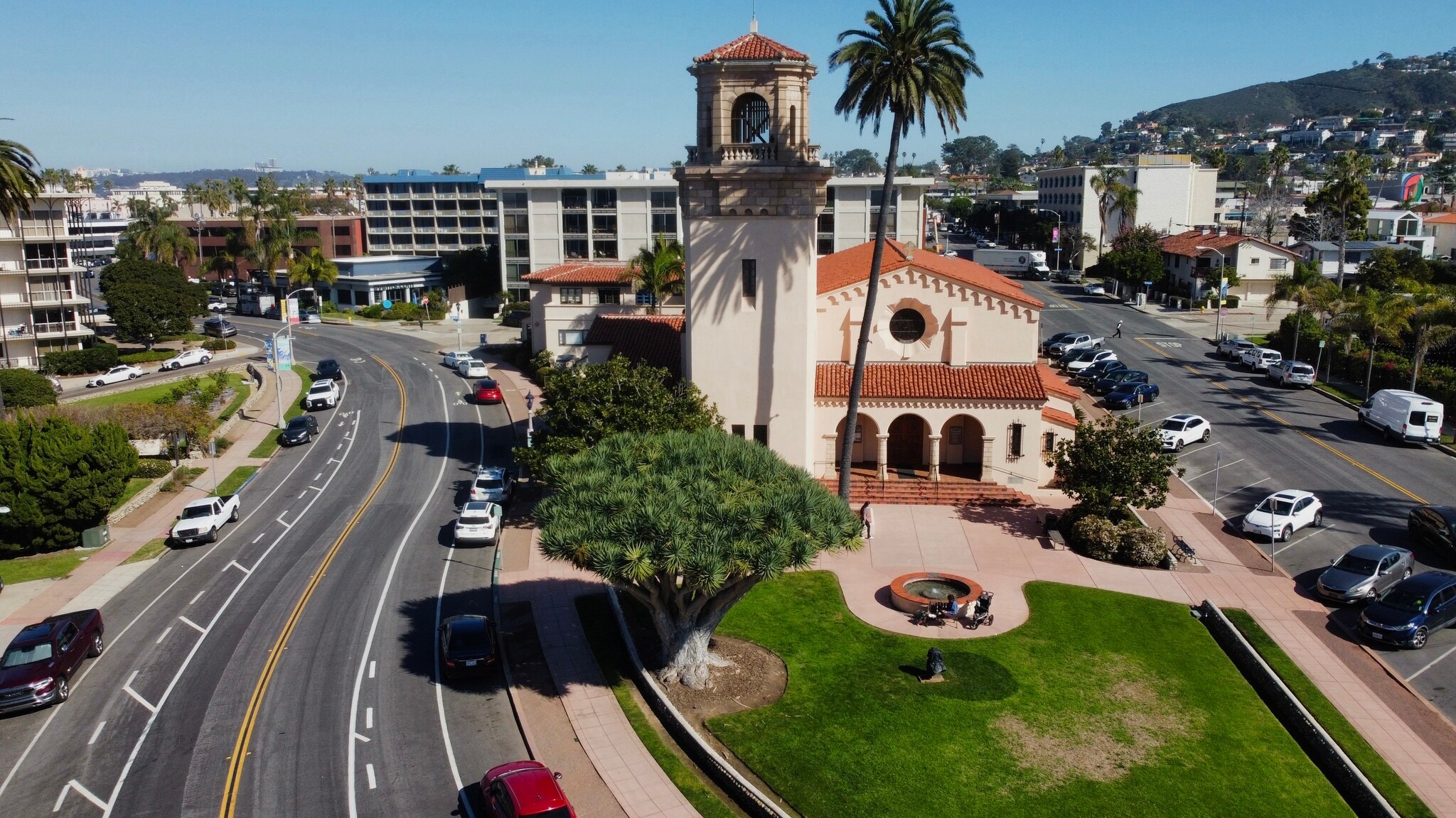 743 Prospect St, La Jolla, CA à louer Photo principale– Image 1 sur 9