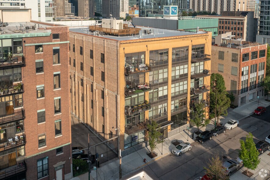 19-27 N Green St, Chicago, IL à louer - Photo de l’immeuble – Image 2 sur 5