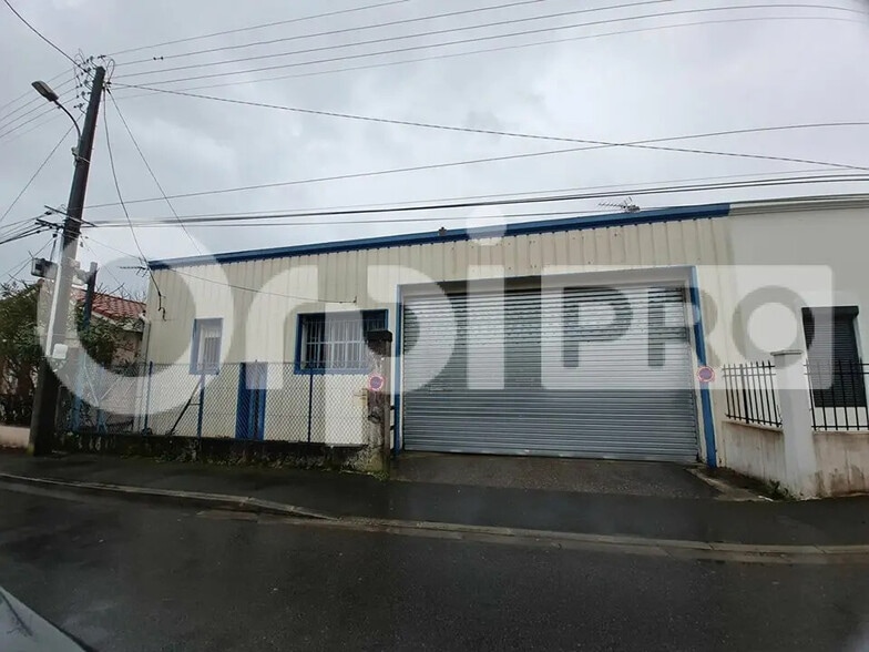 Local d'activités dans VILLENAVE-D'ORNON à vendre - Photo de l’immeuble – Image 1 sur 3