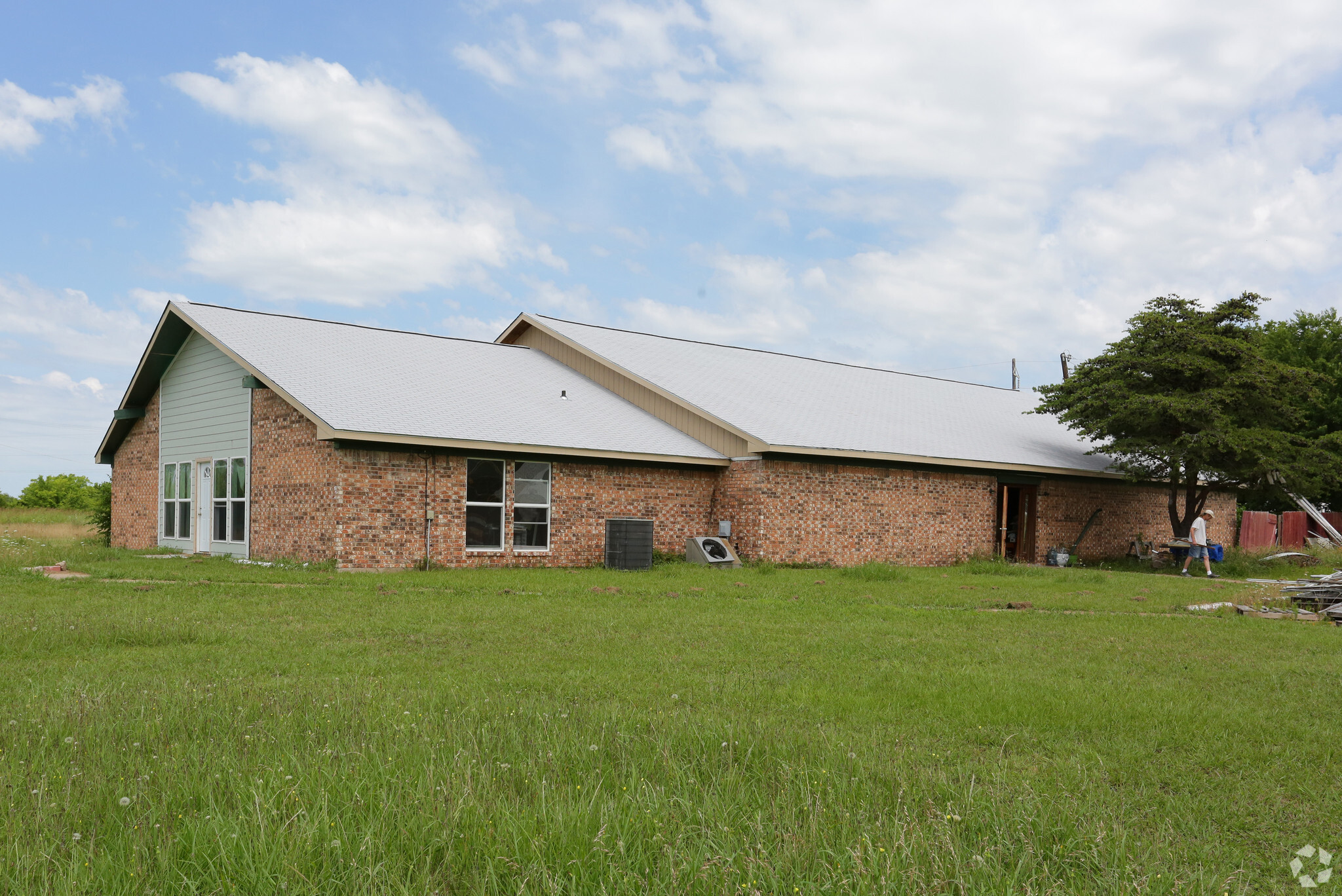 2302 Live Oak St, Commerce, TX à vendre Photo principale– Image 1 sur 6