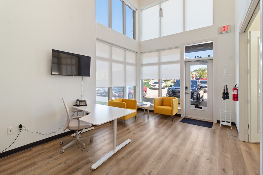4438 State Highway 6, College Station, TX à louer - Photo de l’immeuble – Image 3 sur 10