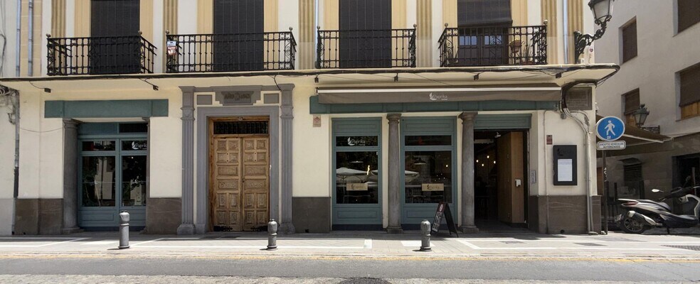 Plaza de Fortuny, 1, Granada, Granada à louer - Photo principale – Image 1 sur 39