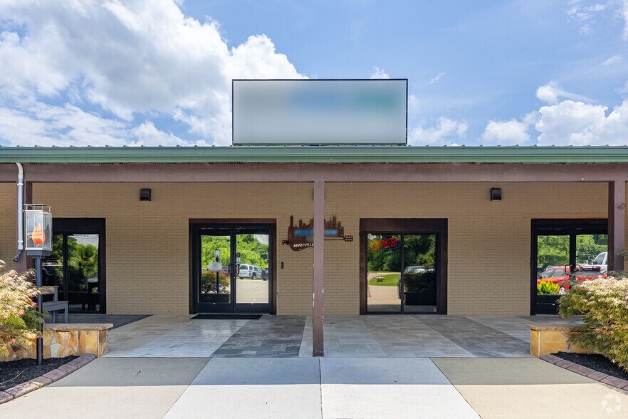 2526-2530 Duplex Rd, Spring Hill, TN à vendre - Photo de l’immeuble – Image 2 sur 26