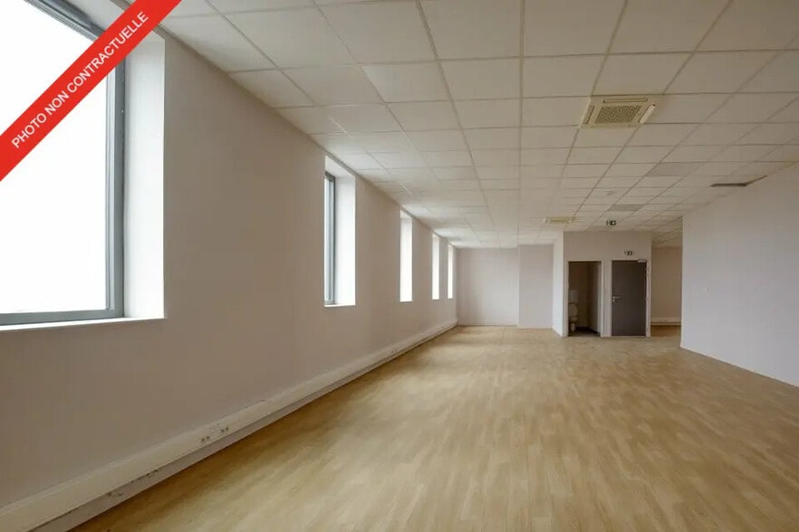Local commercial dans Beauvais à louer - Photo de l’immeuble – Image 1 sur 2