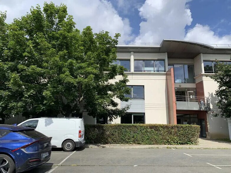 1 Rue De Berlin, Montévrain à louer - Photo de l’immeuble – Image 1 sur 20