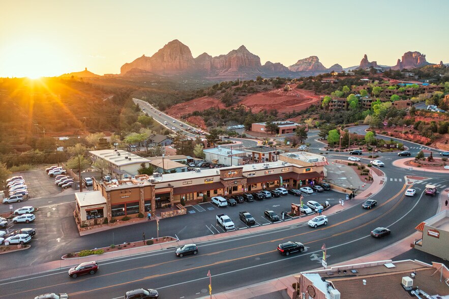 150 Highway 179, Sedona, AZ à louer - Photo de l’immeuble – Image 1 sur 5