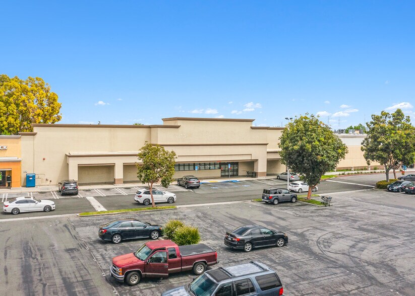 5520 Woodruff Ave, Lakewood, CA à louer - Photo de l’immeuble – Image 2 sur 3