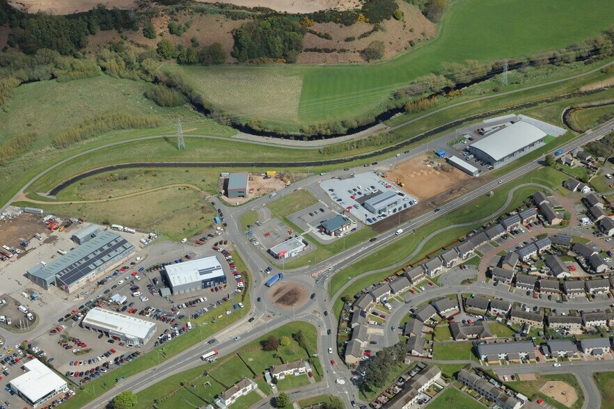 Riverside Park, Elgin à vendre - Aérien – Image 2 sur 3