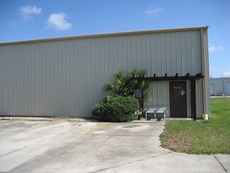 Plus de détails pour 250 Southridge Industrial Dr, Tavares, FL - Industriel/Logistique à louer
